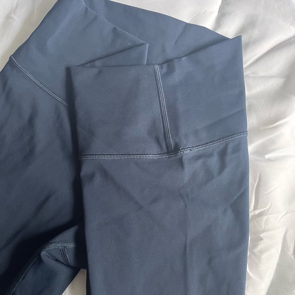 Lululemon 25” Legging - Picture 5 of 7